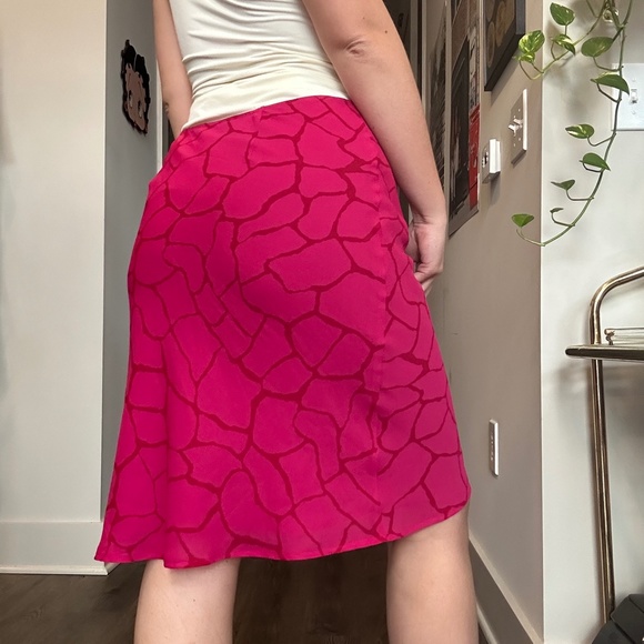 💖 Y2k Pink Express Midi Skirt 💖 Size S - Picture 4 of 4